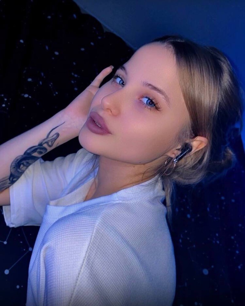 Настя