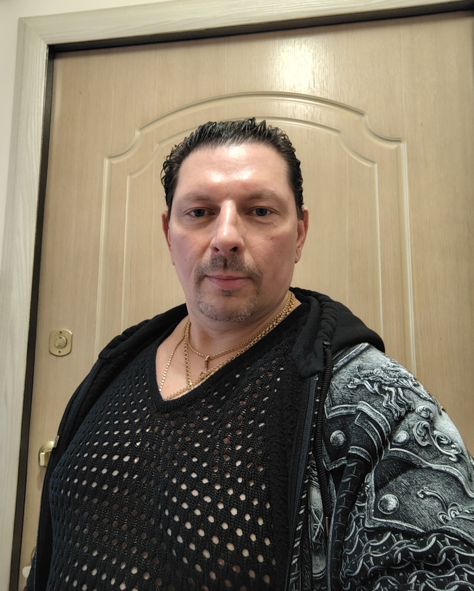 максим