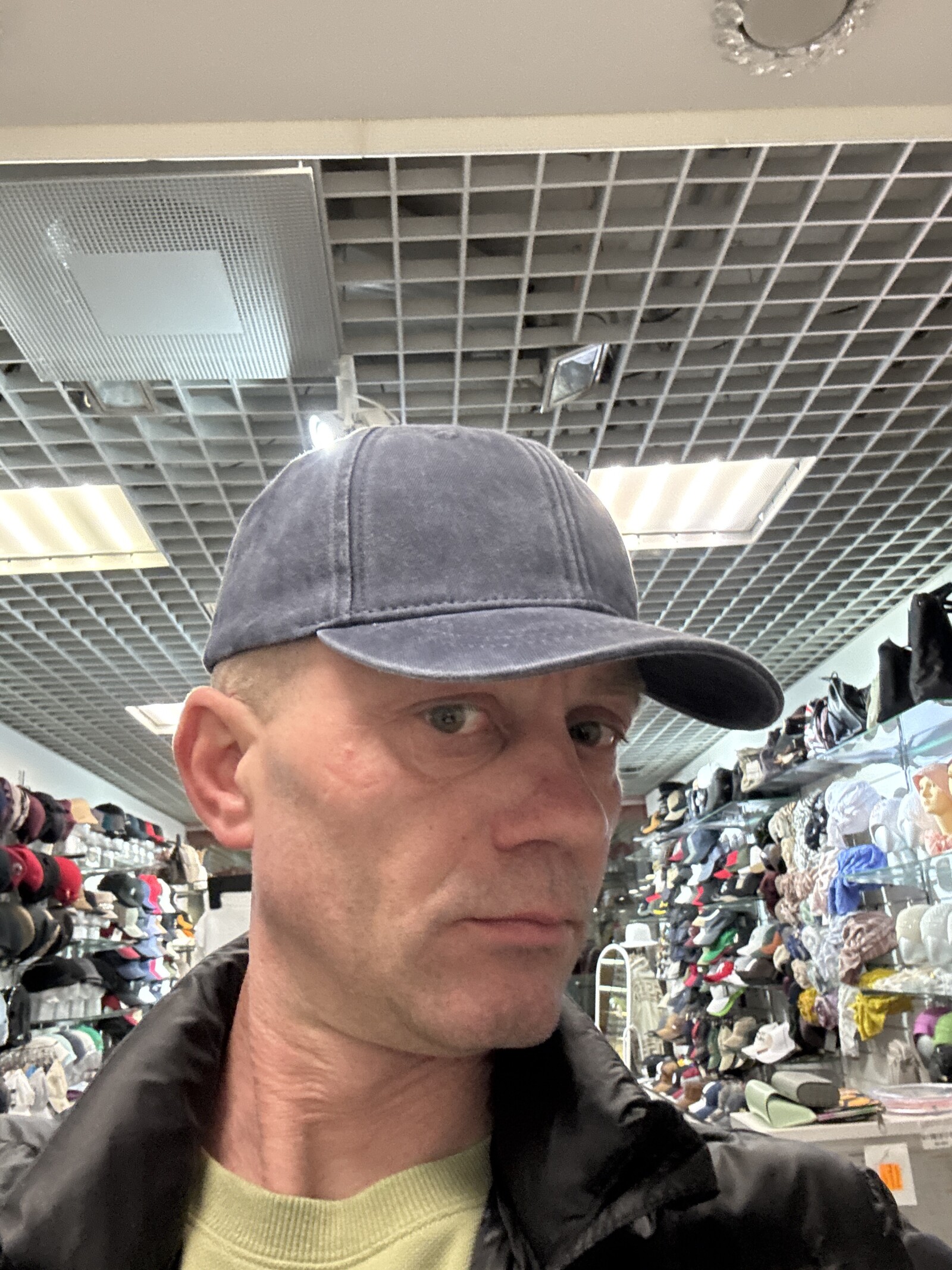 Виктор