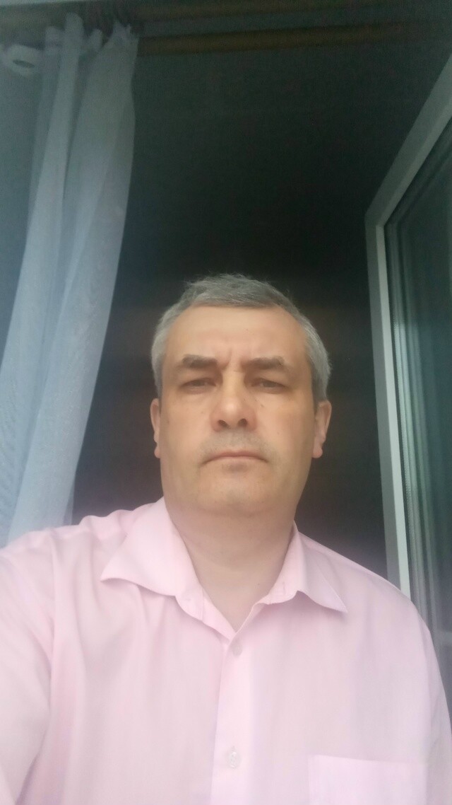 Максим Релей